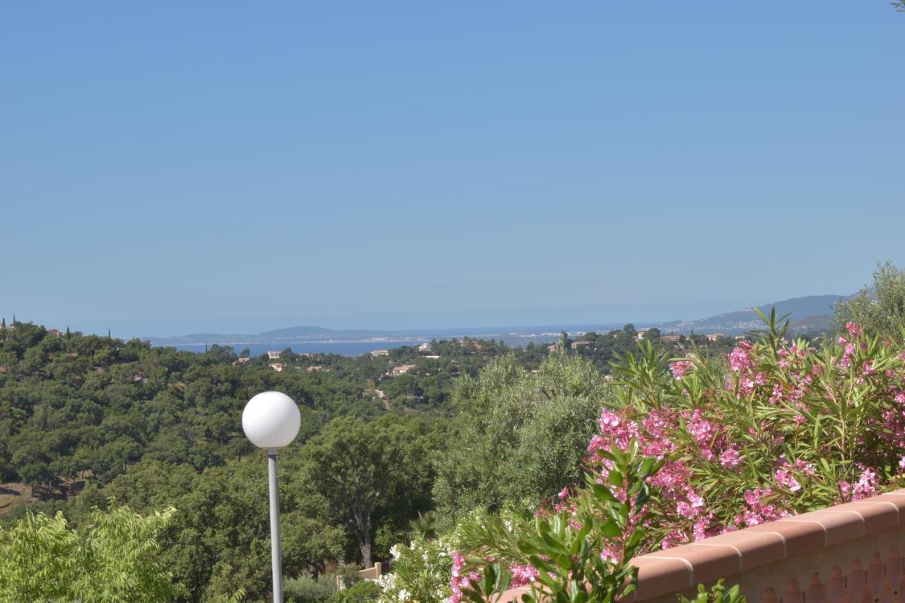 Petit Mas Au Paradis Avec Piscine Pour 6 Personnes La Londe-les-Maures Buitenkant foto