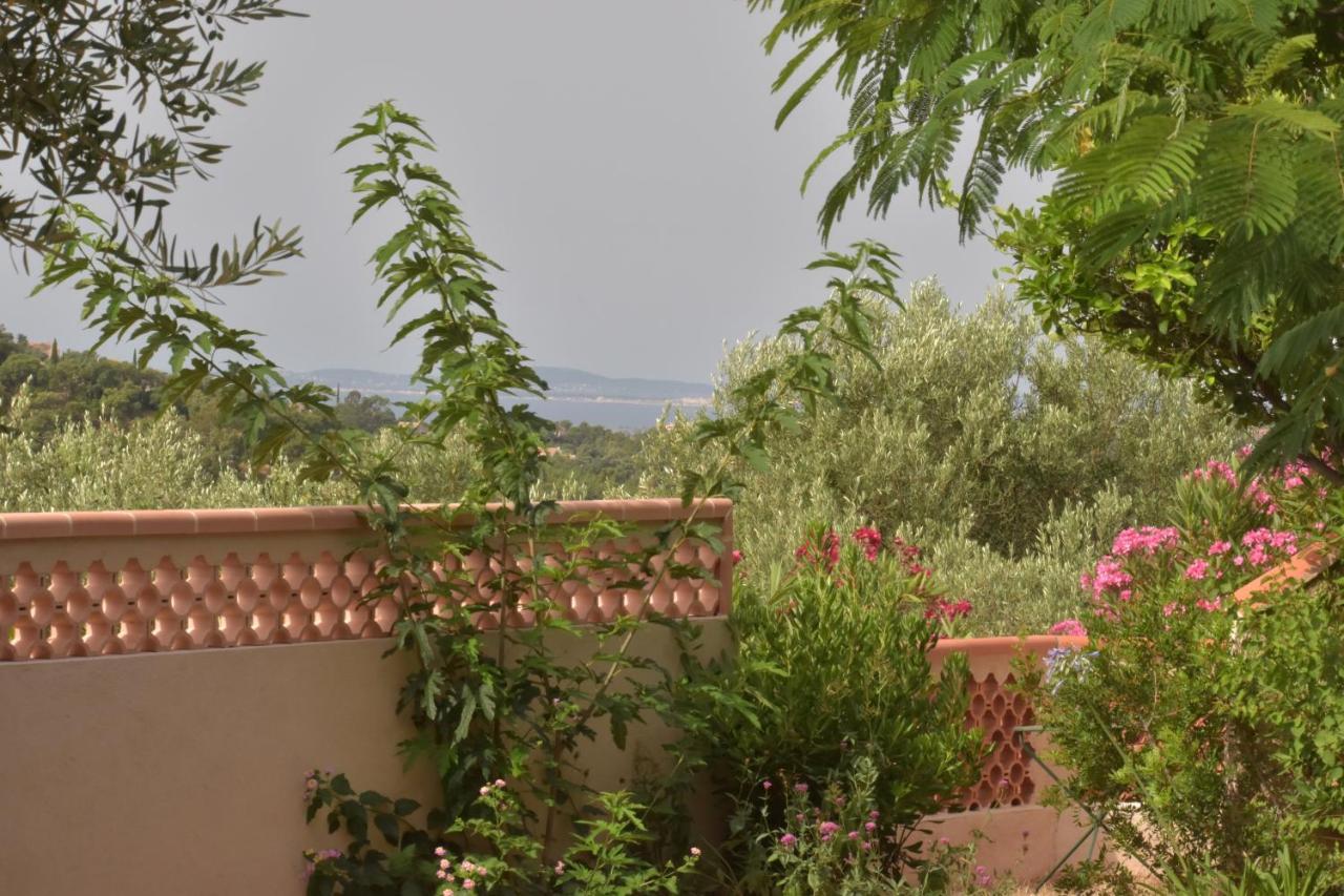 Petit Mas Au Paradis Avec Piscine Pour 6 Personnes La Londe-les-Maures Buitenkant foto